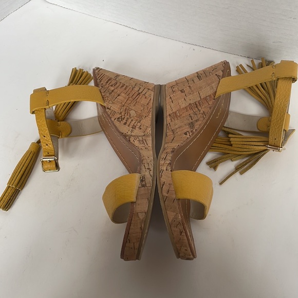 Boden shoes Tassel Wedge Sandals size 38 - Picture 3 of 8